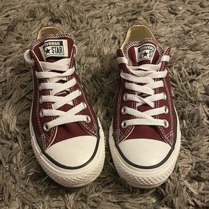 Brand New Maroon Low top Converse